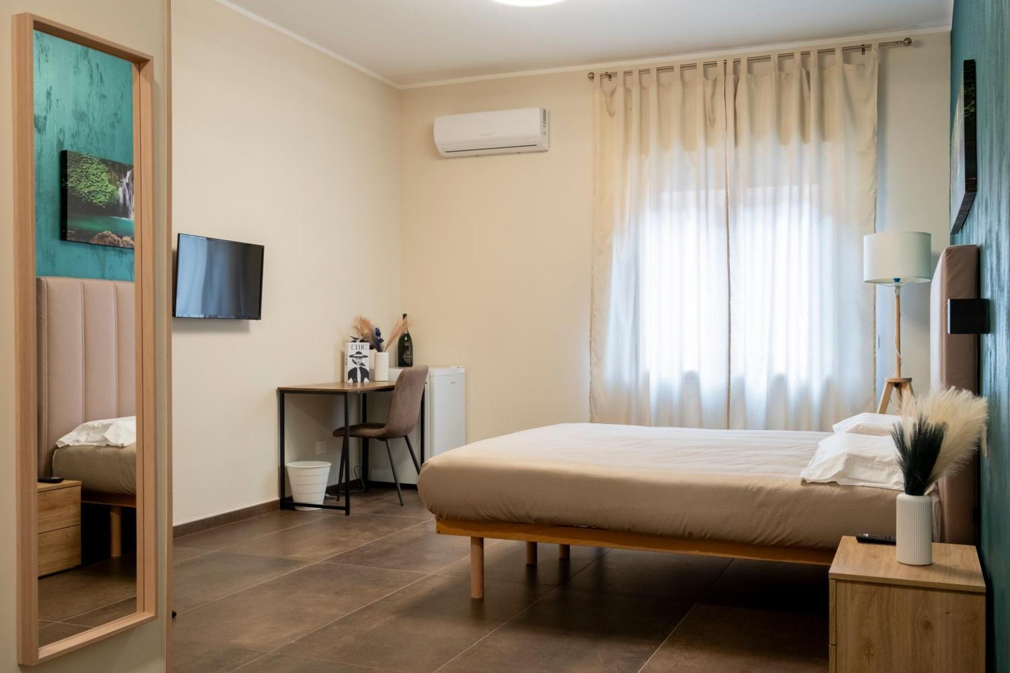 Russ0 Rooms Καταντζάρο Εξωτερικό φωτογραφία